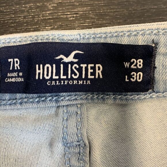 Hollister ultra high rise super skinny distressed jeans - Picture 9 of 11